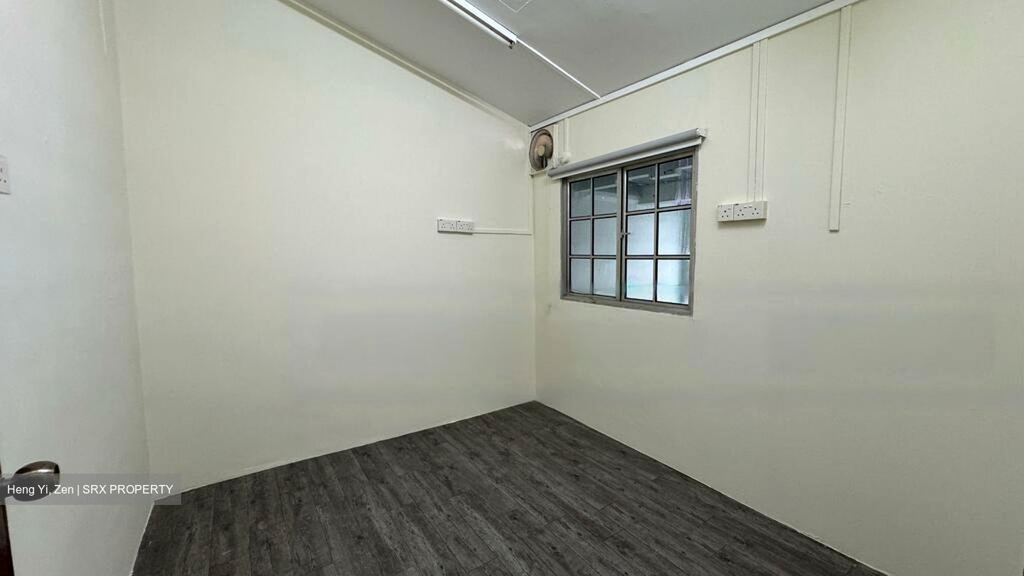 Jalan Besar (D8), Office #450951031